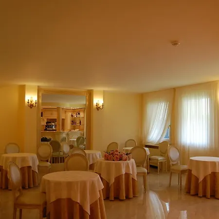 Hotel Gold