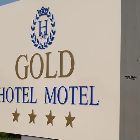 Gold Hotel