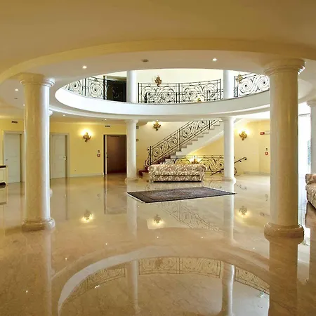 Hotel Gold 4*