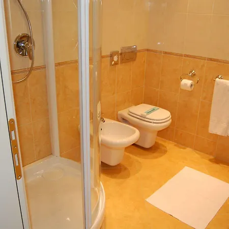 Gold Hotel 4*