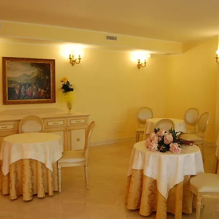 Gold Hotel Calcinate